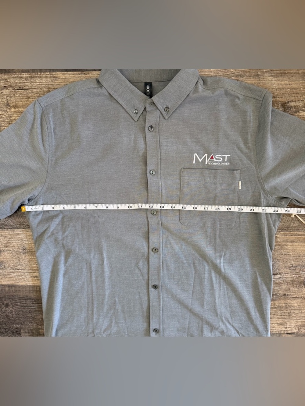 Vuori Men's XL Bishop Short-Sleeve Button-Up Shirt Light Gray V154 -Company Logo - Picture 6 of 16